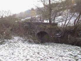  Pont du ruisseau des Gouttes à Marcenod - JPEG - 25.3 ko